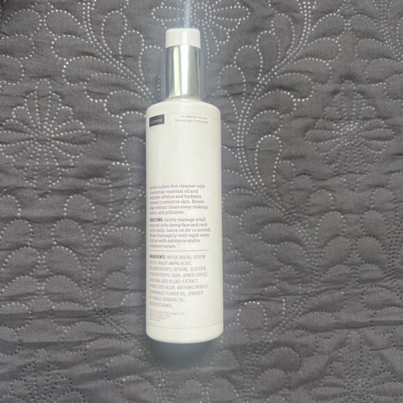 LunaMD Chamomile Facial Cleanser 6oz Sensitive Skin Sulfate Free NEW Beauty Glam - Picture 3 of 15
